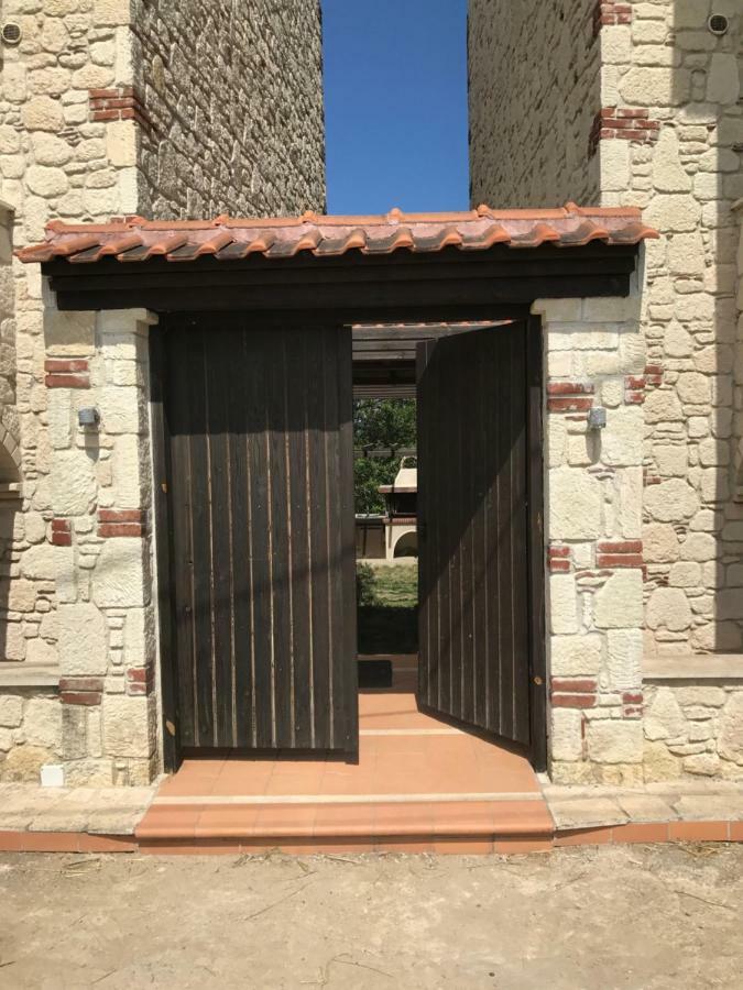 Stone House In Afytos Exterior foto